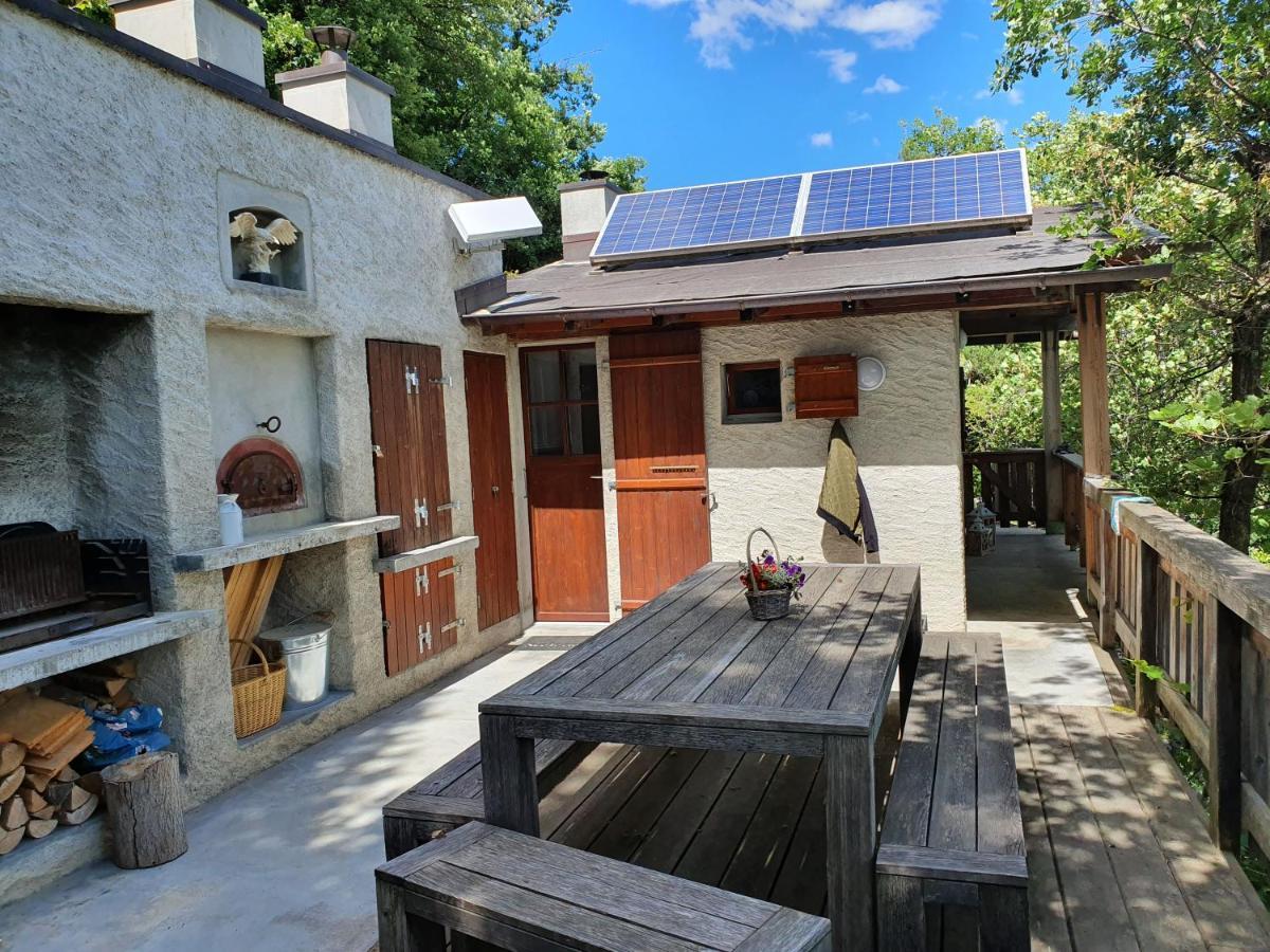 La Terrasse Villa Fully Eksteriør billede